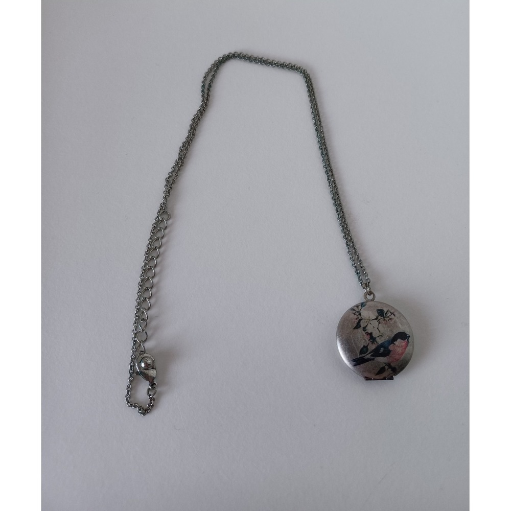 Women's Silver Bird Locket Necklace Jewelry Accessories Fashion